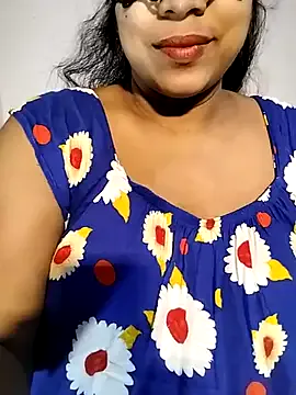 WitchAnnie – webcam model profile photo Image 18