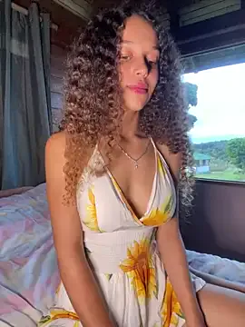 Ann_Sulu chat room preview Image 4