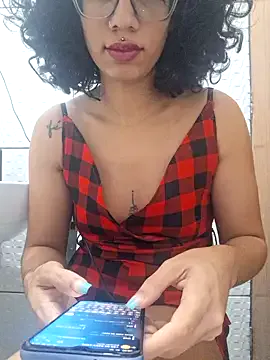 alana15 – webcam model profile photo Image 6