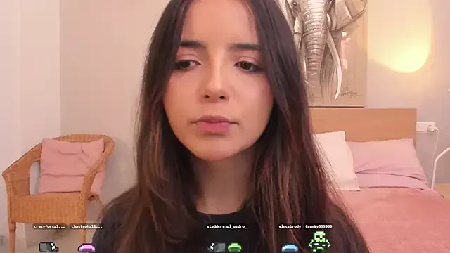 petites_perles – webcam model profile photo Image 7