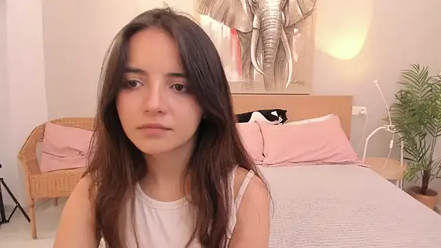 petites_perles – webcam model profile photo Image 9