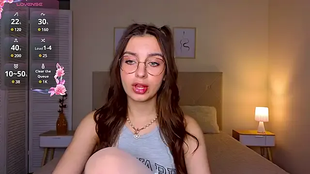 Real_cutie1 Image 13