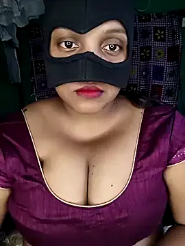 WitchAnnie – webcam model profile photo Image 4