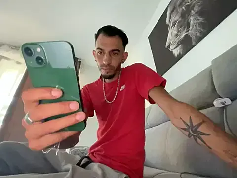 PabloArena – webcam model profile photo Image 10