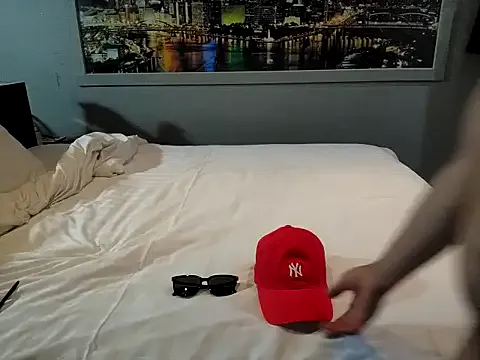 RedCapGuy Image 4