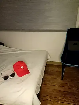 RedCapGuy Image 6