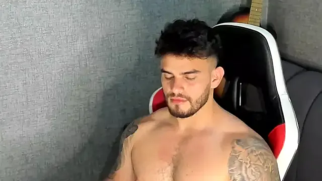 petites_perles – webcam model profile photo Image 17