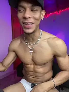 loving_ladies – webcam model profile photo Image 8