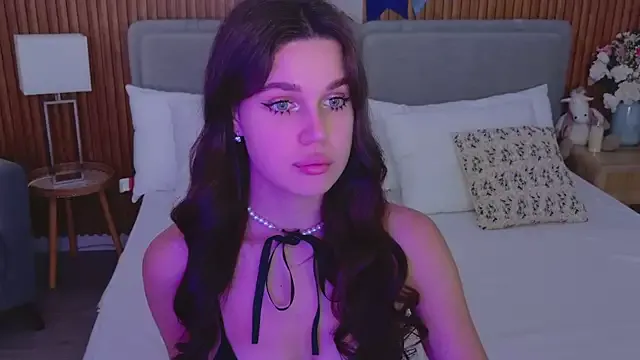 DaisyBloomX – webcam model profile photo Image 19