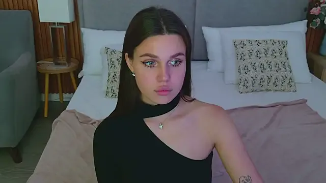 DaisyBloomX – webcam model profile photo Image 7