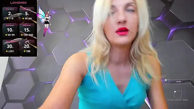 Megu_Melon – webcam model profile photo Image 3