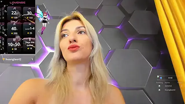 Megu_Melon – webcam model profile photo Image 5