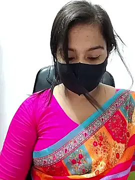 AmberJoulie – webcam model profile photo Image 10