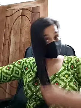 AmberJoulie – webcam model profile photo Image 13