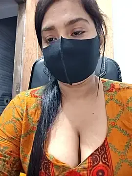 AmberJoulie – webcam model profile photo Image 9