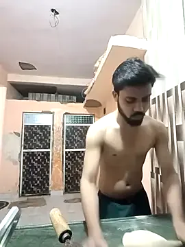 TwinksNextDoor – webcam model profile photo Image 4