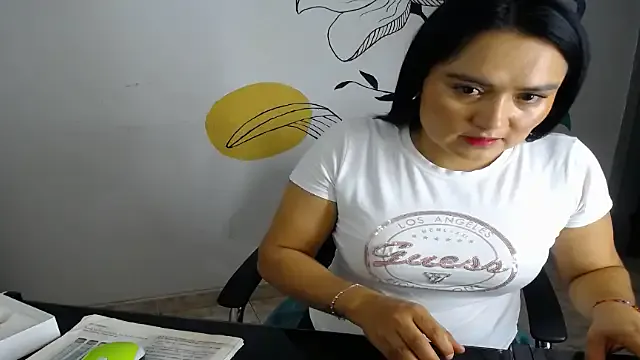 stargroup – webcam model profile photo Image 5