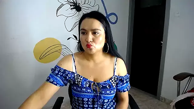 stargroup – webcam model profile photo Image 6