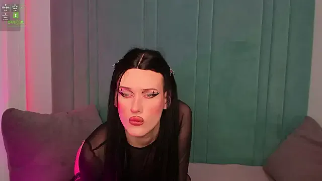 zui_lu – webcam model profile photo Image 2