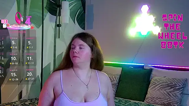 roouse – webcam model profile photo Image 8