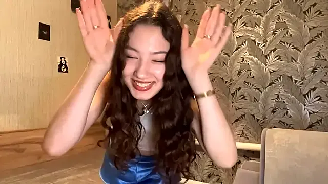 Sakuravice chat room preview