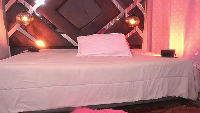 Naachan_ – webcam model profile photo Image 2