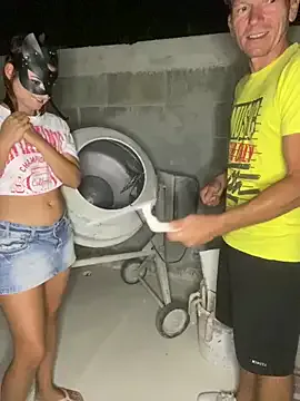 chloe_show – webcam model profile photo Image 4