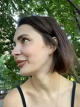 RoxyScarlett chat room preview Image 12