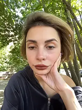 RoxyScarlett chat room preview Image 18