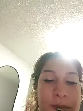 Sara_smiiith211 Image 3