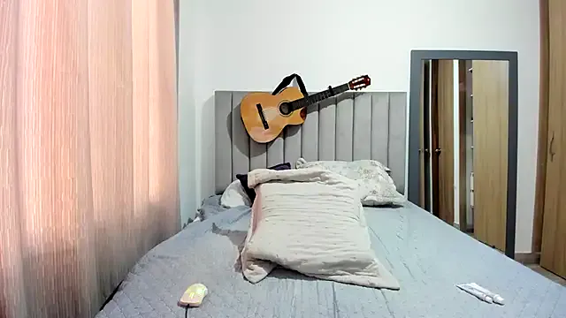 tajuanaruffner – webcam model profile photo Image 13