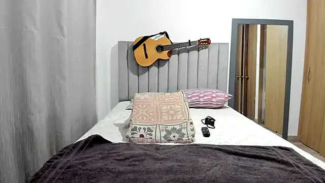 tajuanaruffner – webcam model profile photo Image 3