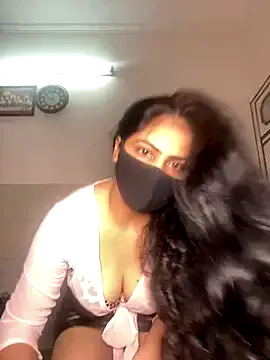 bellacle – webcam model profile photo Image 2