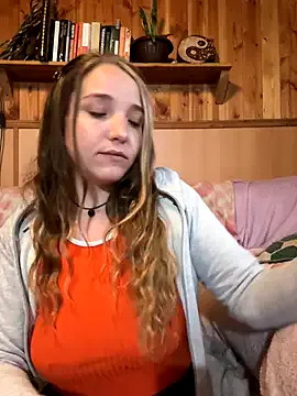 hornyshow_tv – webcam model profile photo Image 13