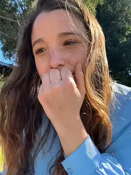 hornyshow_tv – webcam model profile photo Image 8