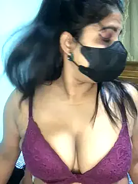 milknhunnny – webcam model profile photo Image 17