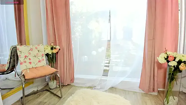 Megu_Melon – webcam model profile photo Image 12