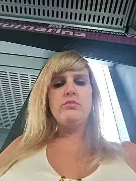 _Tomy08calderon – webcam model profile photo Image 15