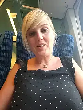 _Tomy08calderon – webcam model profile photo Image 7