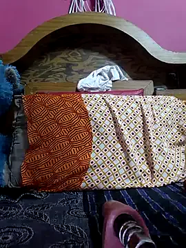 Janhvi- – webcam model profile photo Image 6