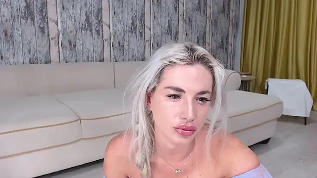 TwinksNextDoor – webcam model profile photo Image 18