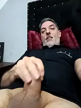 alexandjohntv – webcam model profile photo Image 6