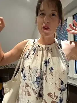SexyLayla1 Image 7