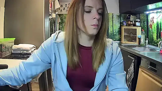 irohani_usagi – webcam model profile photo Image 2