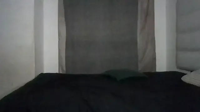 someone_sweet – webcam model profile photo Image 16