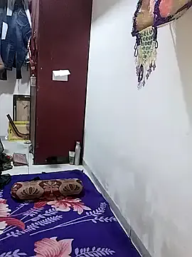 bisexualmilf – webcam model profile photo Image 14