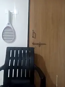 bisexualmilf – webcam model profile photo Image 3