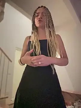 paulaharris – webcam model profile photo Image 11