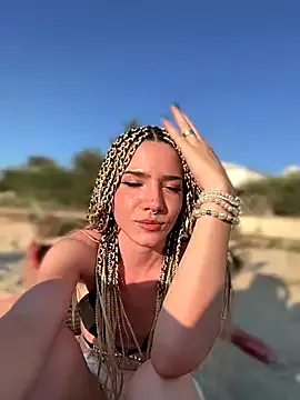 paulaharris – webcam model profile photo Image 7