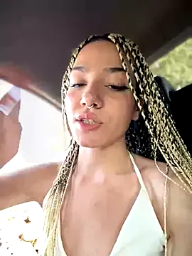 paulaharris – webcam model profile photo Image 8